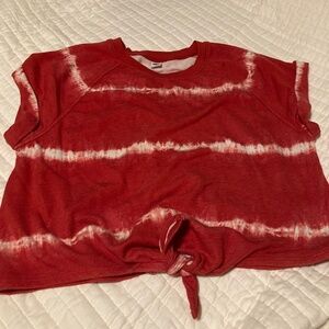 Sweatshirt/Cropped Tee